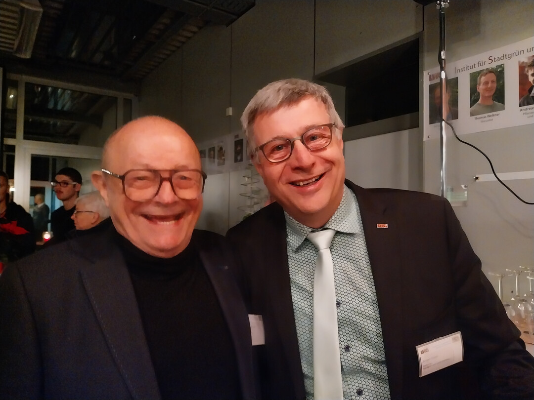 Der Grnder der Landespflegetage, Dr. Walter Kolb, mit ISL-Leiter Jrgen Eppel beim Stehempfang