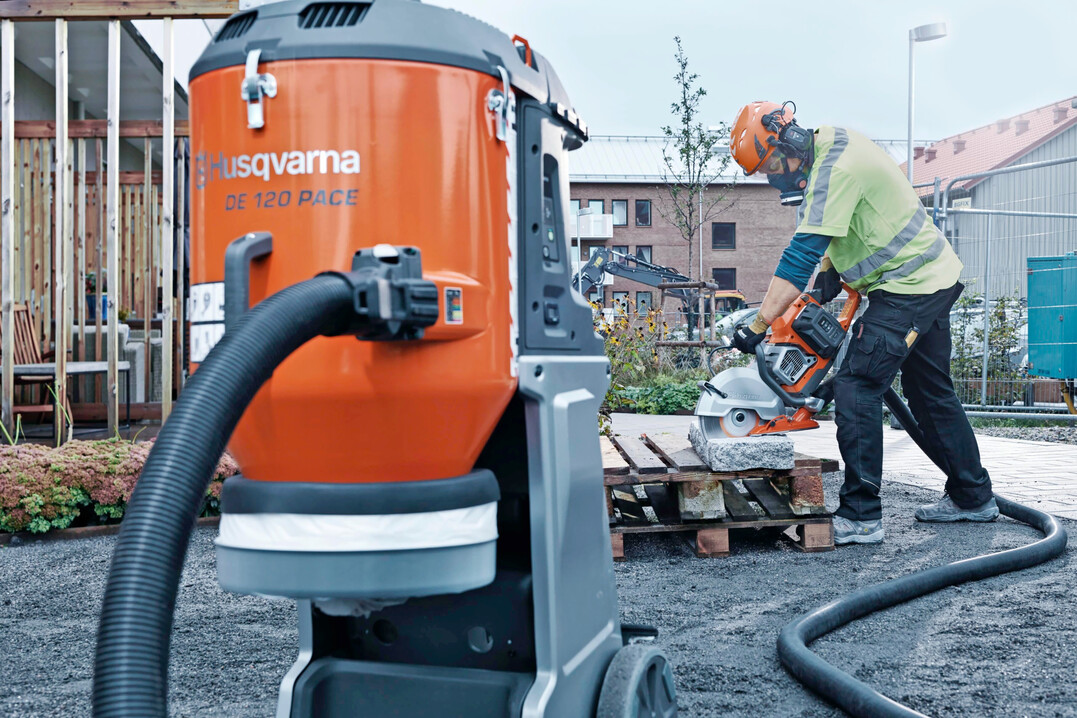 Staubabsaugung Husqvarna Pace