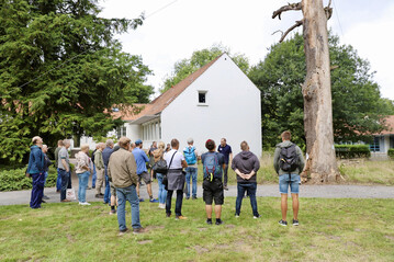 Die Workshops am zweiten Tag waren ber den Campus verteilt und
fanden sowohl drinnen als auch drauen statt. 