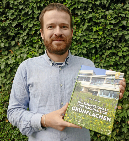 Dr. Philipp Unterweger hat in seinem Buch viele Experten aus der Praxis zu Wort kommen lassen.