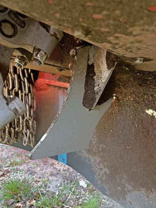 Sp�neleitblech bei FSI