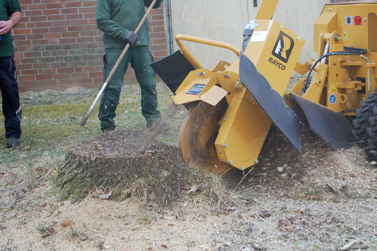 Beim Fr�sen wird keine hohe Drehzahl ben�tigt.