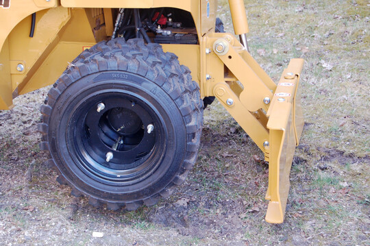 Heckseitiges Abschiebeschild bei Rayco