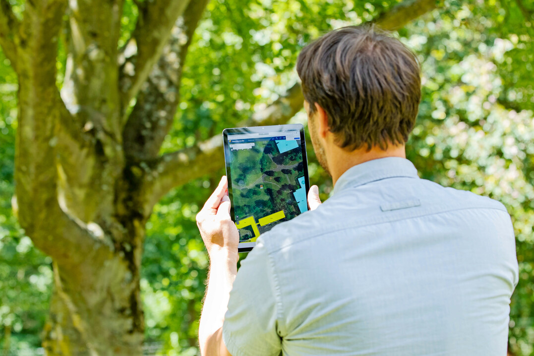 Mit der Baumkontroll-App werden Arbeitseinsätze dokumentiert und optimiert.