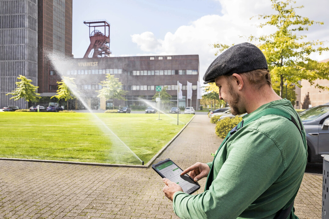 Bei der HVG muss kein Mitarbeiter mit Papier hantieren – alle sind mit Tablets oder Handys ausgerüstet.