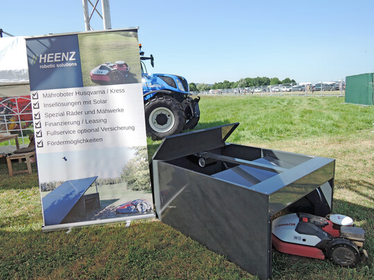 Heenz bietet Insellösungen für Robotermäher an, bisher zwar nur für Husqvarna und Kress, aber das wird noch mehr werden.