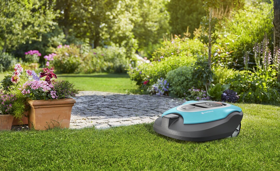 Der GARDENA smart SILENO ist Teil der Mähroboter-Familie der Husqvarna Group.