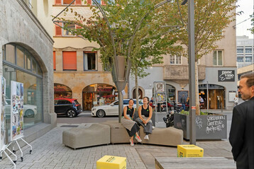 Eine von bislang mehr als 80 Einreichungen für die Tilia Awards: ecotrii aus Stuttgart ist ein neuartiger Klimaschirm für Städte. Sie spenden dort Schatten, wo keine Bäume gepflanzt werden können.