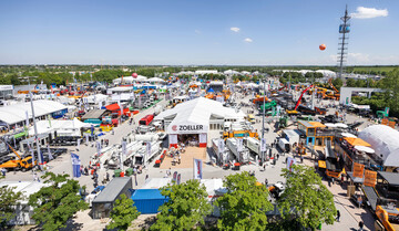 Das Freigel�nde bietet Raum f�r mehr Exponate und Vorf�hrungen.