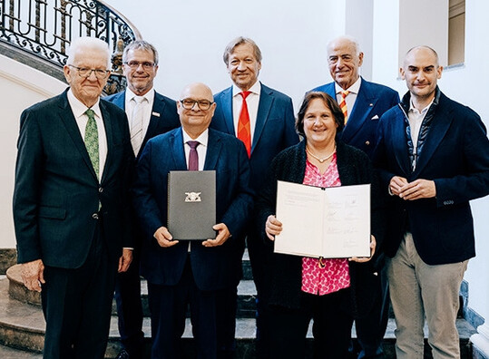 V. l.: Winfried Kretschmann, Andreas Felchle, J�rgen Scholz, Gert Rudolph, Theresa Schopper, Gundolf Fleischer und Dr. Danyal Bayaz