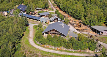 Blockhausen � eine weitere gro�e Ausstellungsfl�che ist nicht im Bild