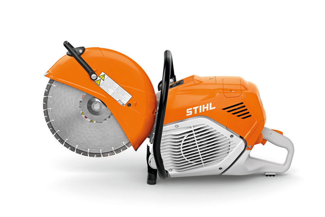 Die elektronisch gesteuerte Kraftstoffeinspritzung (i = Injection) des TS 710i sorgt jederzeit fr hohe Durchzugskraft und ein perfektes Laufverhalten. Das macht die fr Trennscheiben mit einem Durchmesser von 350 mm ausgelegte Maschine unempfindlich gegenber hohem Schnittdruck, so dass selbst anspruchsvolle Trennschnitte sauber und ohne Unterbrechungen durchgefhrt werden knnen.