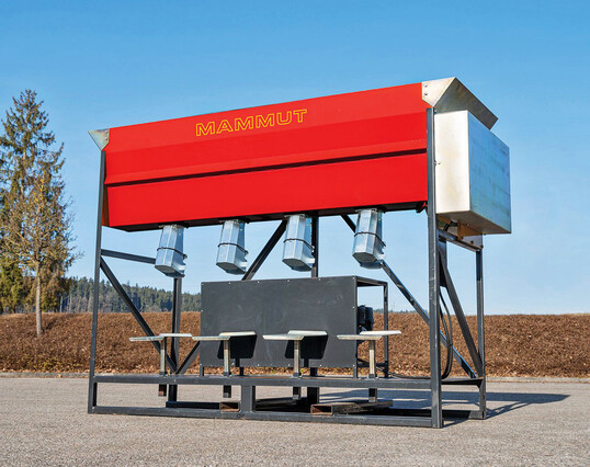 Sandsack-Fllmaschine fr vier Helfer
