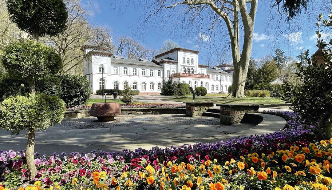 Das Badehaus im Alten Kurpark wurde 1871 eingeweiht und ist heute ein Kulturzentrum.