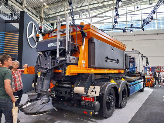 Streutechnik fr groe Fahrzeuge, aber auch fr Pick-ups wurde gezeigt.