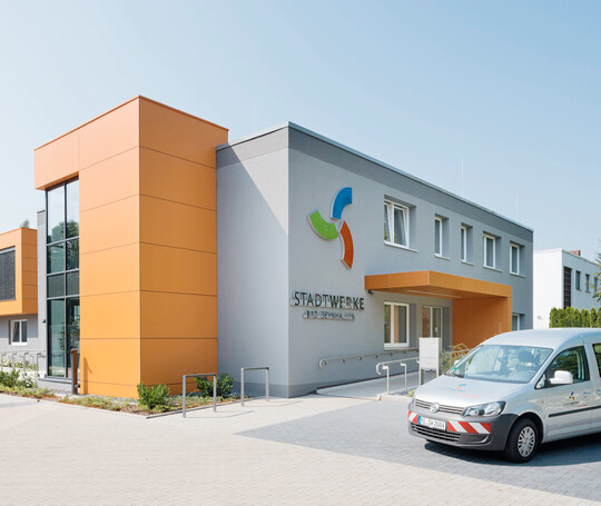 So modern wie das Gebude ist auch die Organisation der Stadtwerke Bad Oeynhausen, die im Bereich Stadtbildpflege Kompetenzen bndeln.