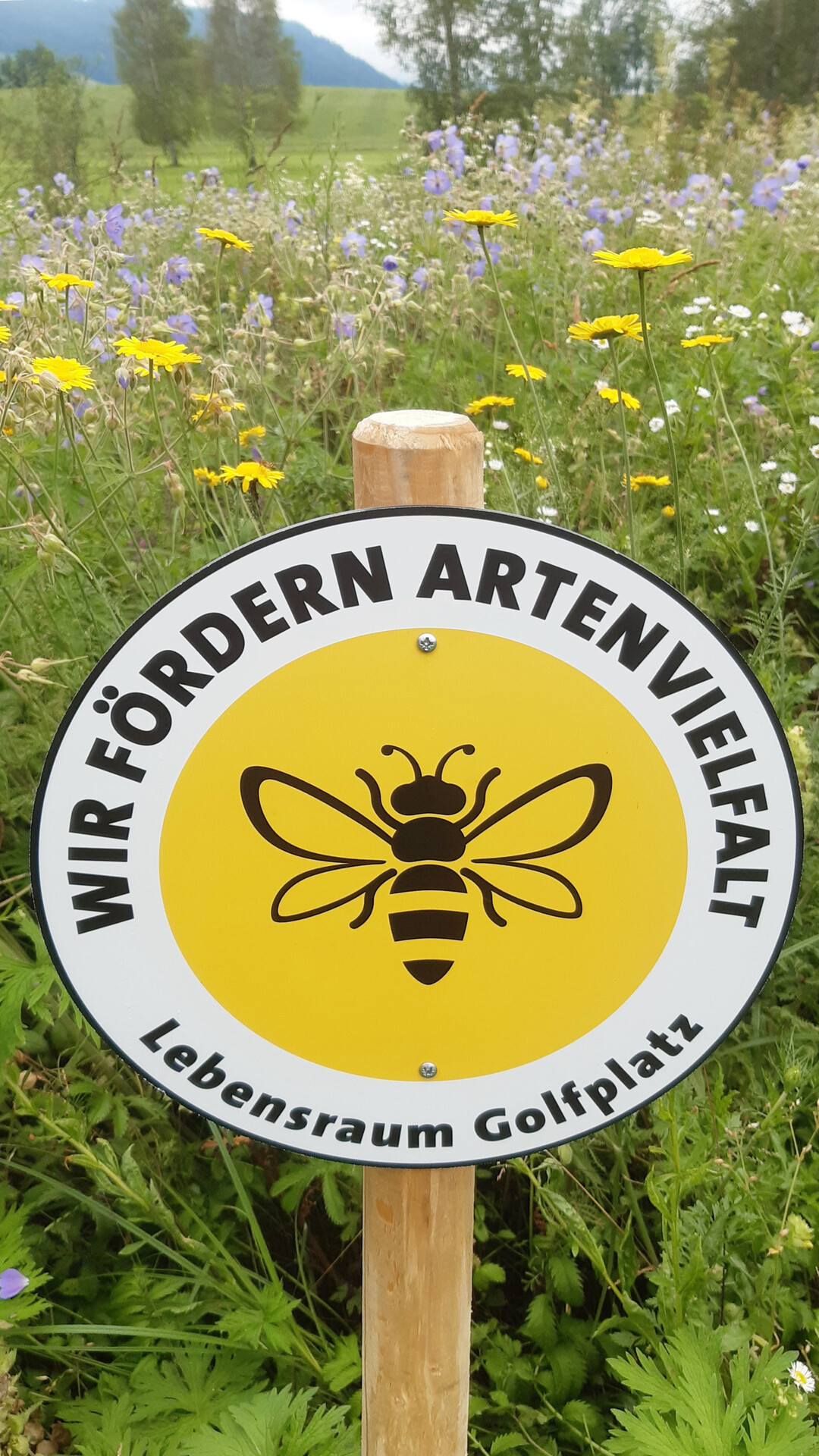 Ein Golfplatz bietet viel Lebensraum fr verschiedenste Tier- und Pflanzenarten.
