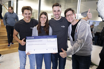 Team Chain Stop der Hochschule Mnchen stellte eine Kettensge vor, die bei Hautkontakt automatisch stoppt.