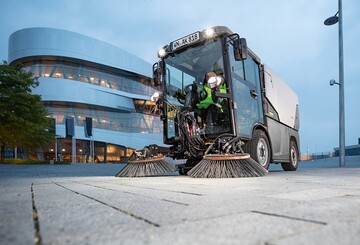 Auf der Messe IFAT 2020 prsentiert Krcher sein umfassendes Kehrmaschinenportfolio.