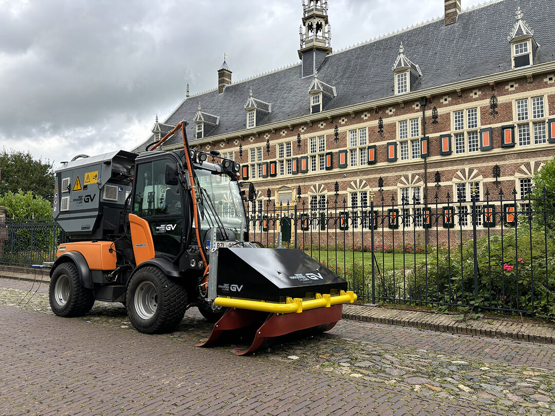 Im Rahmen einer exklusiven Partnerschaft stellen die Group Verschueren (Belgien) und K�rcher erstmals eine L�sung vor, die die elektrische Unkrautentfernung f�r Kommunen und Dienstleister zug�nglich macht.