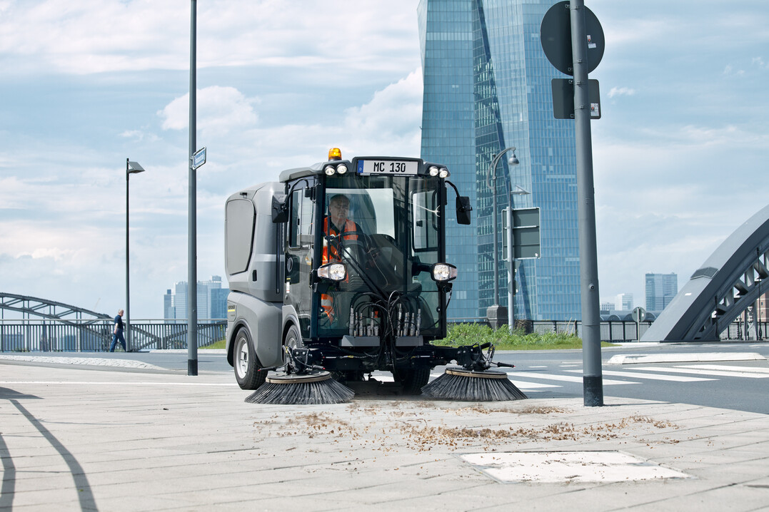 Die jetzt von AGR zertifizierten Kärcher-Modelle MIC 42 (im Bild), MIC 35, MC 80, MC 130 und MC 130 PLUS zeichnen sich alle aus durch hohen Fahrkomfort und einfache, intuitive Bedienung.