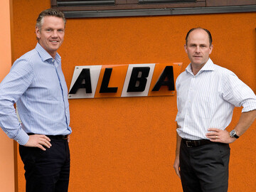Dr. Jrg Baving und Claus Baving (r.) fhren in der dritten Generation die Alba Stdte- und Industriereinigung GmbH. 