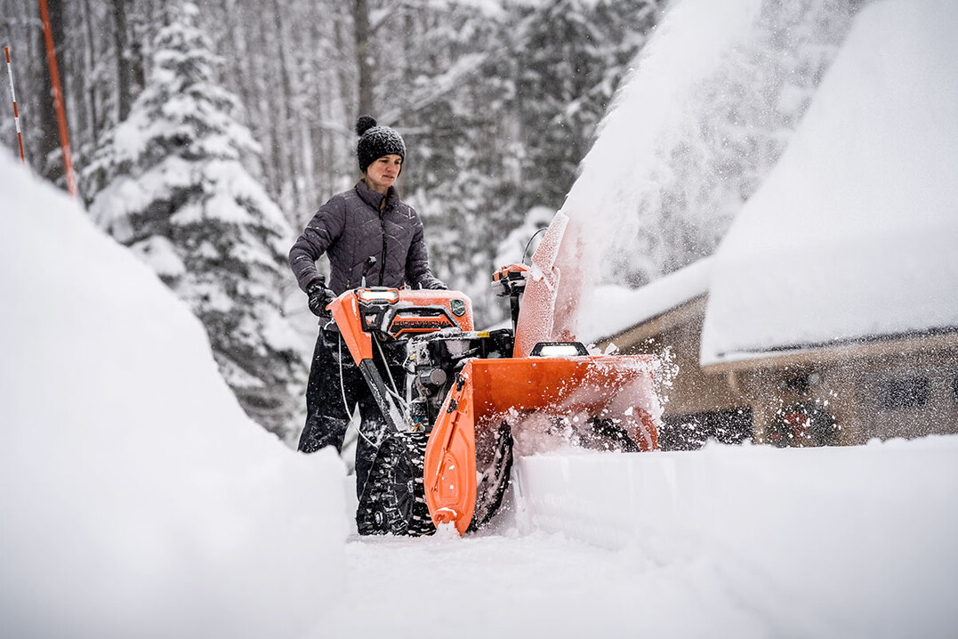 Gemacht, um groe Schneemengen zu beseitigen: 
Die Schneefrse Ariens Professional Alpine.