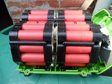 Der VKU hat in Zusammenarbeit mit der stiftung ear und dem ZVEI ein kompaktes Schulungsvideo zur Schulung der Mitarbeiter/innen auf den Wertstoffhfen zum Thema der korrekten Erfassung batteriebetriebener Altgerte verffentlicht. 