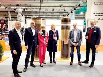 Im Austausch auf der IPM Essen (v.l.): Karl Jnike (VGL), Josef Mennigmann (VGL), Eva Khler-Theuerkauf (LVG), Dr. Heide Naderer (NABU), Eddi Kronenberg (LVG), Christoph Lau (VGL).