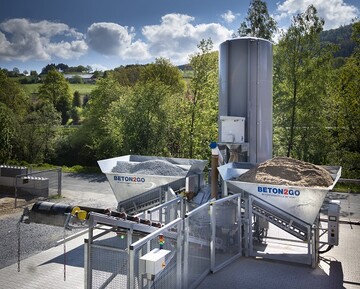 Die Massfeller Beton2Go GmbH mit Sitz in Herschbach im Westerwald hat sich auf Betontankstellen fr Selbstabholer spezialisiert. 
