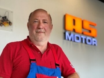 Unser Motor-Experte: Seit 35 Jahren arbeitet Wolfgang Gerlach bei AS-Motor als Versuchsmechaniker im Prototypenbau und im Motorenteststand. 
