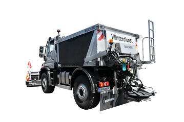 Der Sole-Streuautomat der Baureihe Yeti L lsst sich durch seine innovative Behlterbauweise sowie verschiedene Behltergren auf unterschiedliche kommunale Trgerfahrzeuge wie etwa Unimog und mittelgroe LKW aufbauen. 