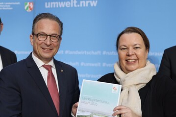 Reiner Breuer,Brgermeister von Neuss, und NRW-Umweltministerin Ursula Heinen-Esser