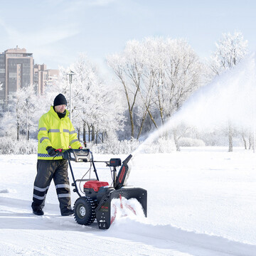 Die Cramer Schneefrse 82SN61 in Betrieb