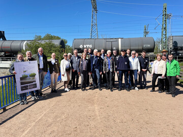 Die Delegation gemeinsam mit VertreterInnen der Stadt Dessau-Rolau