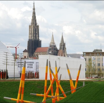 2030 kommt die Landesgartenschau an die Donau zurck: Nachdem Ulm 1980 die erste LaGa ausrichten durfte und die Nachbarstadt Neu-Ulm 2008 mit einer bayerischen Landesgartenschau erfolgreich war, wird Ulm 2030 wieder am Zuge sein.
