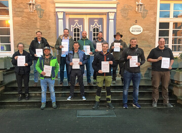 Fachagrarwirte Baumpflege 2022: Michael Gtze, Stefan Haak, Alexander Klein, Dennis Krambrich, Alexander Lehnen, Malte Mittelstdt, Patrick Morbach, Torben Poppe, Dennis Christopher Schmitz, Maximilian Stephan und Sarah Tyen (Prfungstag 07.04.2022).