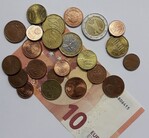 Steuerstundung kann die temporäre Liquidität verbessern und damit helfen, besser über die Krise zu kommen.