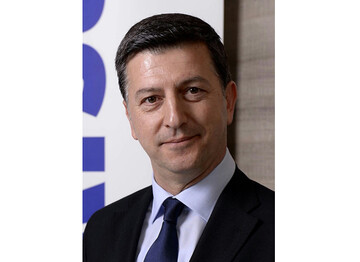  Gksel Gner  Chief Operating Officer (COO), Komatsu Europe International N.V. 