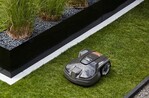 Mähroboter-Pionier Husqvarna kündigt mit dem Automower 305 einen neuen Mähroboter an, der gewohnte Premium-Features nun auch in kleine Gärten bis 600 m² bringt.
