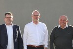 v.l.n.r.: Guido Schumacher (Geschäftsführer Schumacher Dienstleistungsgruppe), Thomas Braun (Geschäftsführender Gesellschafter Geiger FM), Ulf Groth (Geschäftsführer Lengeling Service GmbH)
