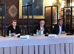 Im Rahmen der Landespressekonferenz stellten Senator Jens Kerstan (BUKEA), SRH-Geschäftsführer Prof. Dr. Rüdiger Siechau und die wissenschaftliche Leiterin Prof. Dr. Kerstin Kuchta (TU Hamburg) die neue Gesellschaft vor.