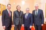 Es luden zum Austausch über das Thema Stadtgrün: (v.l.) Lutze von Wurmb (BGL), Till Rehwaldt (bdla), Jürgen Mertz (ZVG) und Helmut Selders (BdB).