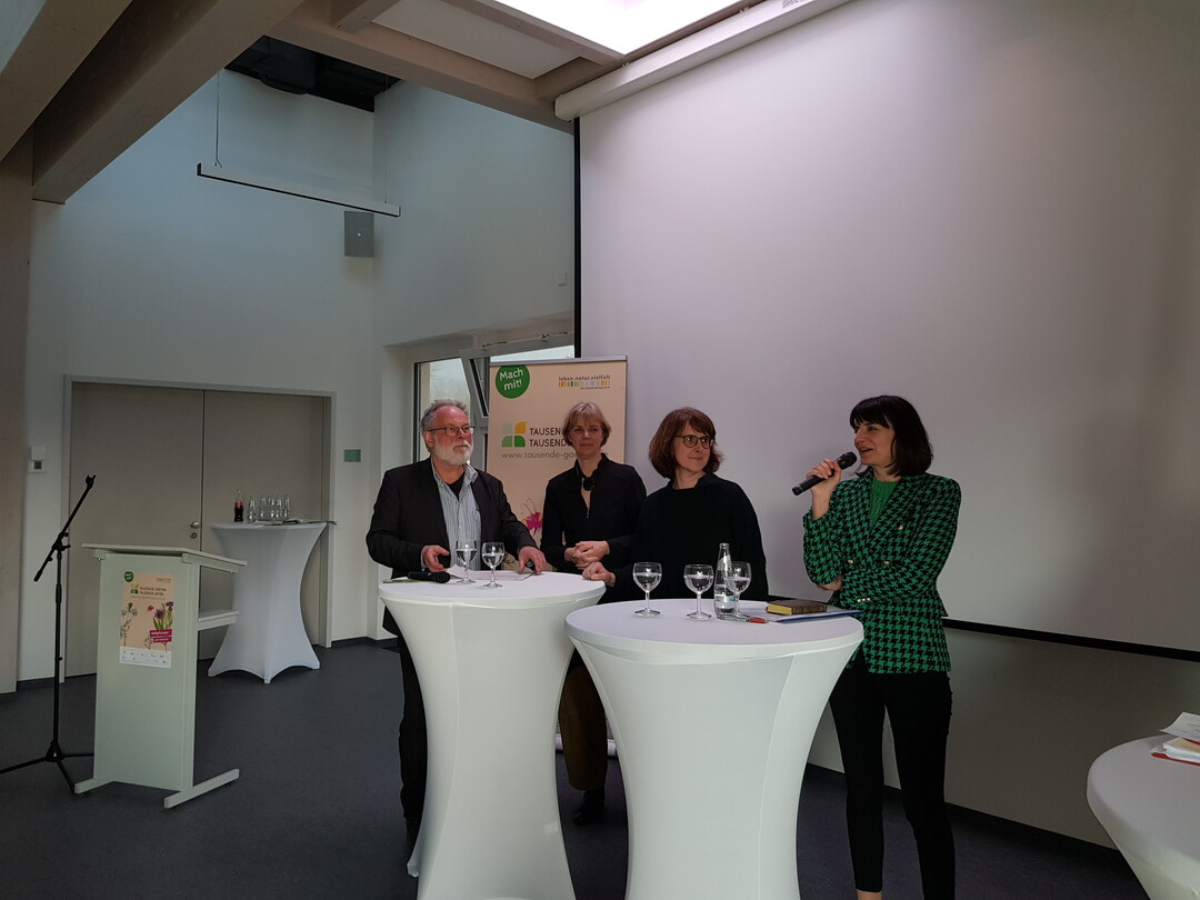 Podiumsdiskussion mit Gtz Stehr, DGG-Vizeprsident, Andrea Zwingelberg, BWV zu Kpenick, Iris Bechtold, Amtsleiterin der Umwelt- und Naturschutzbehrde des Bezirks Treptow-Kpenick zu Berlin, Britta Behrendt, Staatssekretrin fr Klimaschutz und Umwelt Berlin