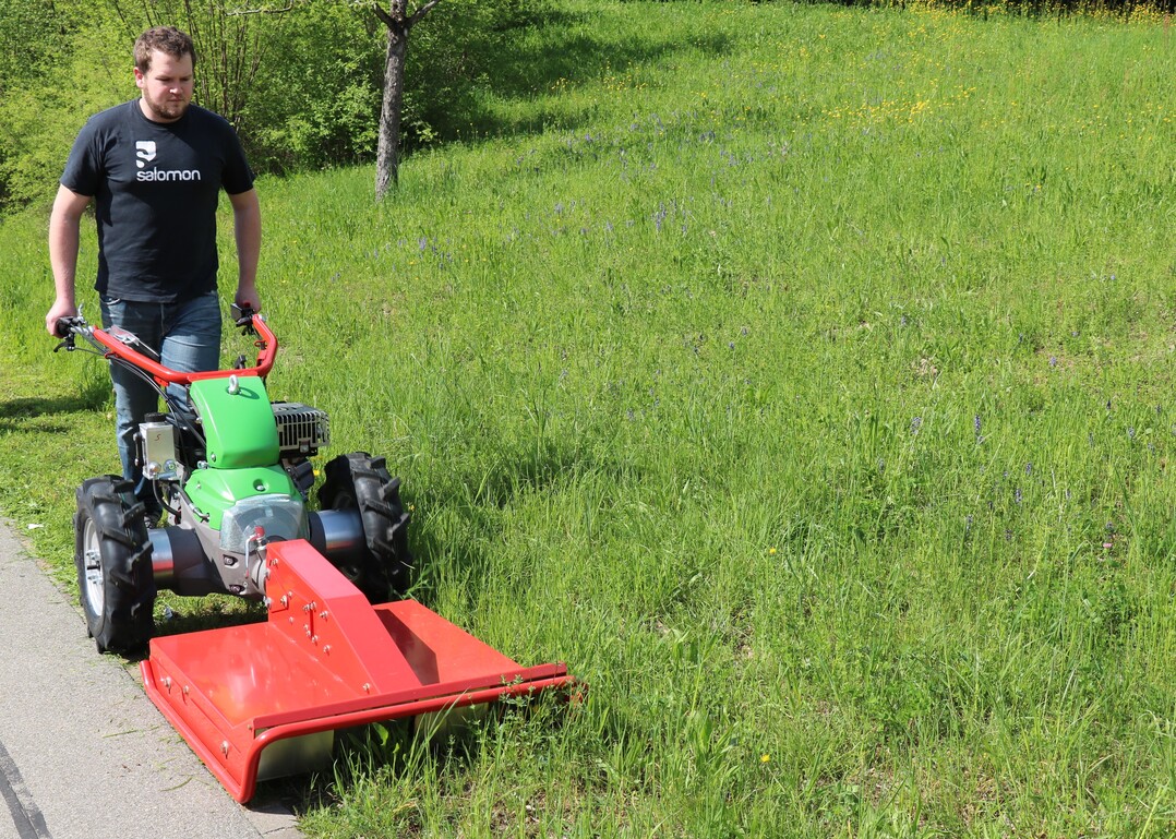 Rapid MONTA M141 mit Ökomulcher OK80_Mulchen