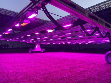 Mit ihrer LED-CLS-Technologie deckt Rhenac Sports LED alle Lichtspektren ab. 