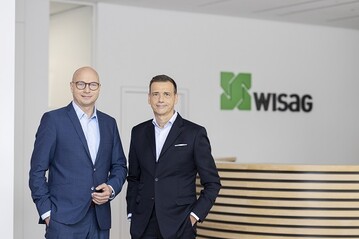 Michael Moritz (r.) und Martin Riebschlger (l.), die beiden Geschftsfhrer der WISAG Facility Service Holding GmbH 