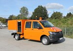 Der VW Transporter als Einzel- und Doppelkabine mit bewährten, kommunalen Schoon Branchenlösungen und
möglicher Anhängekupplung stellt für alle Servicearbeiten die ideale, mobile Basis dar.