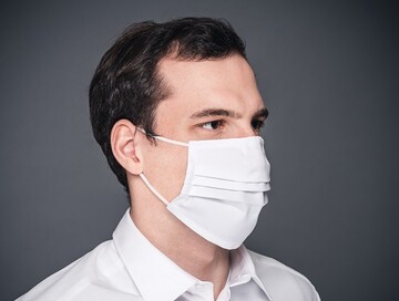 Das Unternehmen zhlt zu den traditionsreichsten Unternehmen der Textilbranche im Segment Workwear und Corporate Fashion. 