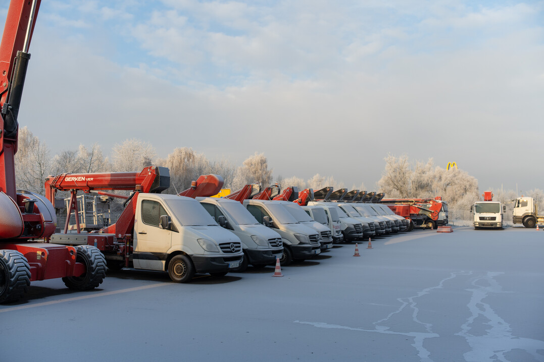 Transporter fr Hubarbeitsbhnen